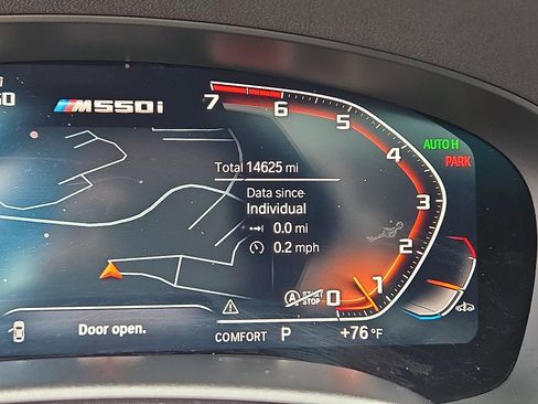 Used 2023 BMW M550i xDrive w/ Dynamic Handling Package image 21