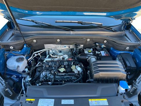 Used 2025 Volkswagen Atlas SE image 21