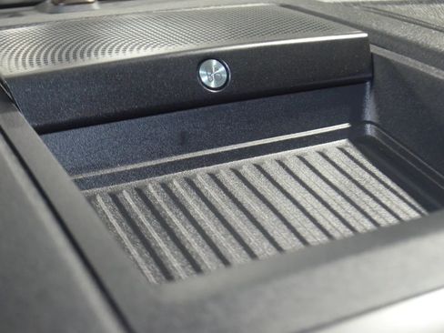 Used 2020 Ford F250 Lariat image 42