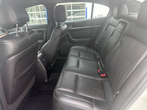 Used 2013 Lincoln MKS AWD image 20