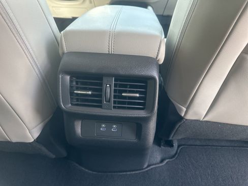 Used 2026 Nissan Murano SL AWD/4WD image 13