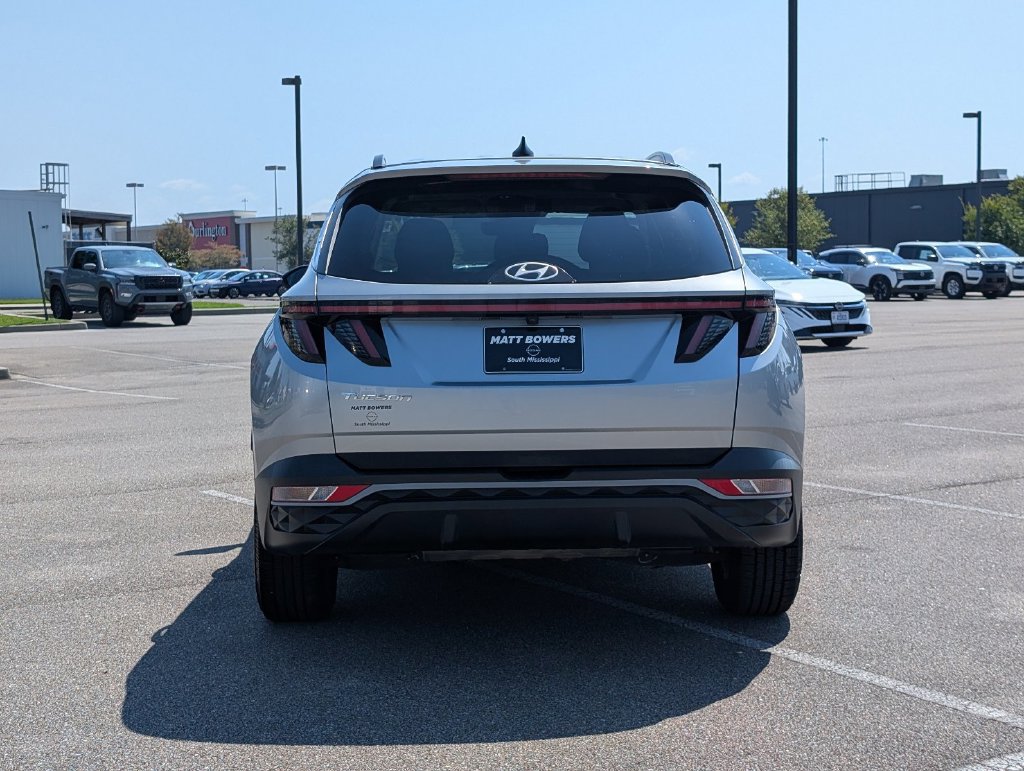 Used 2022 Hyundai Tucson SEL FWD image 4