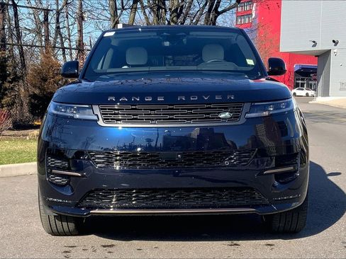 New 2026 Land Rover Range Rover Sport Dynamic SE AWD/4WD image 3