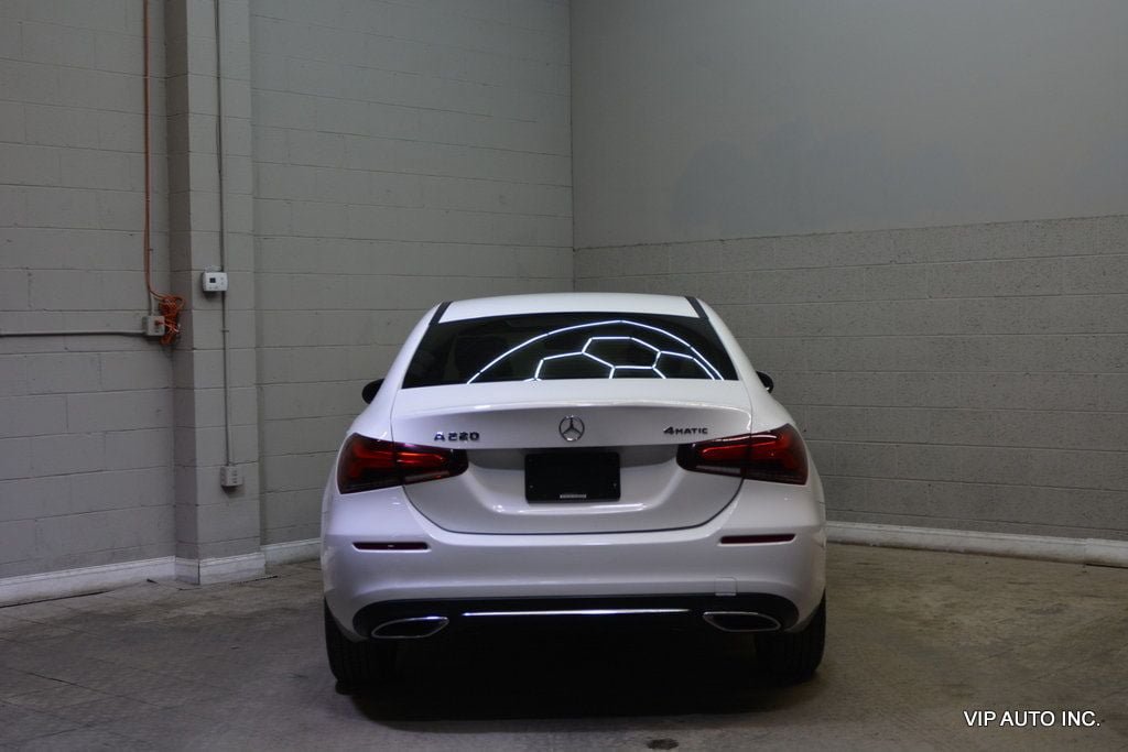 Used 2019 Mercedes-Benz A 220 4MATIC image 10