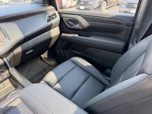 Used 2024 Chevrolet Tahoe LT w/ LT Signature Package image 20