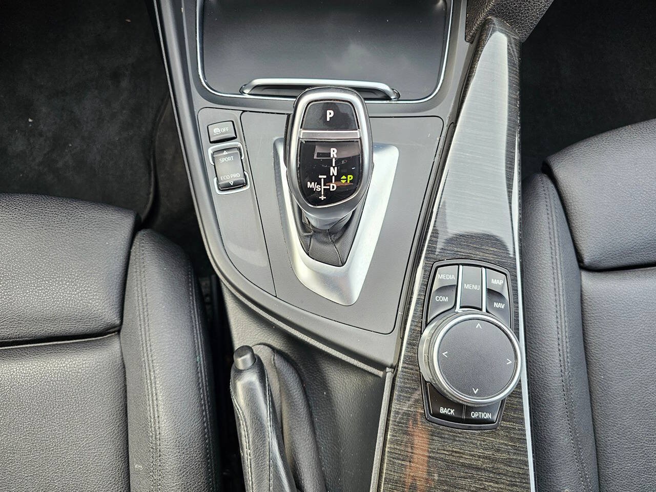 Used 2018 BMW 330i xDrive Sedan AWD/4WD image 24