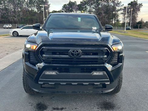 New 2025 Toyota Tacoma SR5 image 3