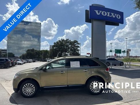 Used 2013 Lincoln MKX FWD image 5