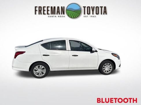 Used 2019 Nissan Versa S Plus FWD image 4