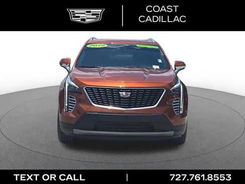 Used 2019 Cadillac XT4 Premium Luxury w/ Technology Package FWD image 2