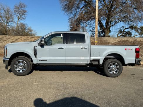 New 2026 Ford F250 Lariat w/ Lariat Ultimate Package image 6