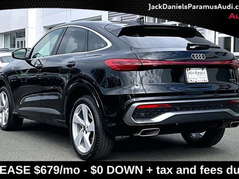 Used 2025 Audi Q5 Premium Plus w/ Premium Plus AWD/4WD image 10