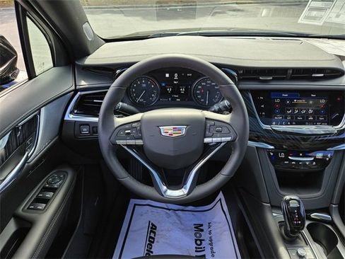 New 2025 Cadillac XT6 Premium Luxury w/ Technology Package image 14