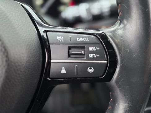Used 2024 Honda HR-V Sport image 25