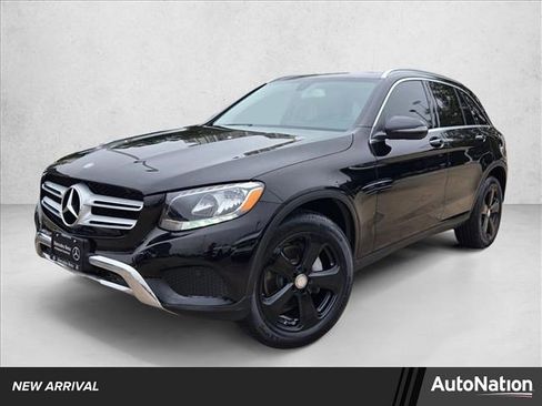 Used 2017 Mercedes-Benz GLC 300 image 1