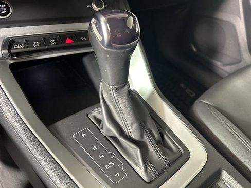 Used 2022 Audi Q3 2.0T Premium w/ Convenience Package image 25