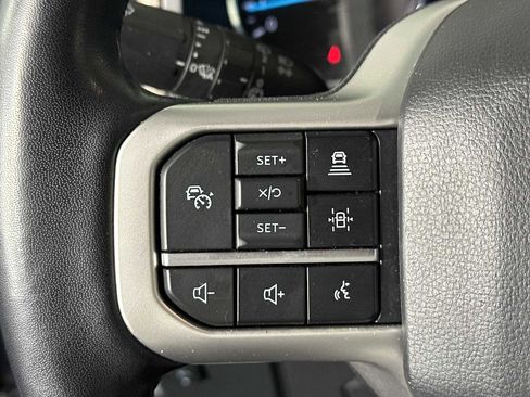 Certified 2024 Ford Expedition Limited image 26