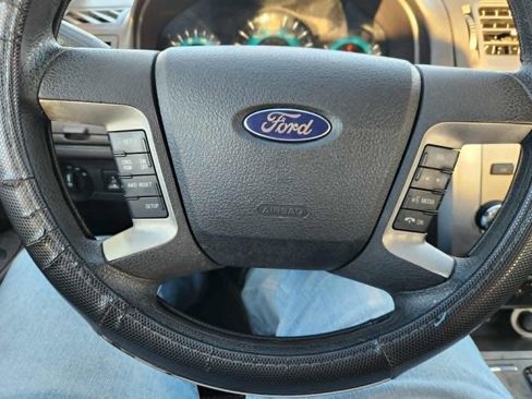 Used 2010 Ford Fusion SE image 22