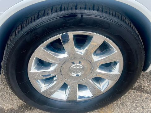 Used 2016 Buick Enclave Leather image 41