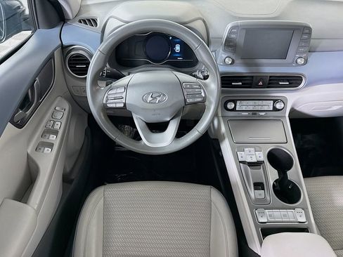 Used 2020 Hyundai Kona Limited w/ Cargo Package image 3