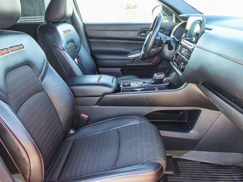 Used 2024 Nissan Pathfinder Rock Creek image 17