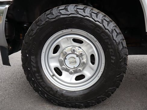 Used 2018 Ford F250 XL w/ Power Equipment Group AWD/4WD image 40