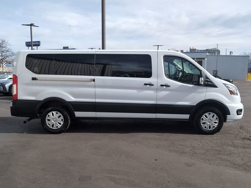 Used 2023 Ford Transit 350 XLT image 8
