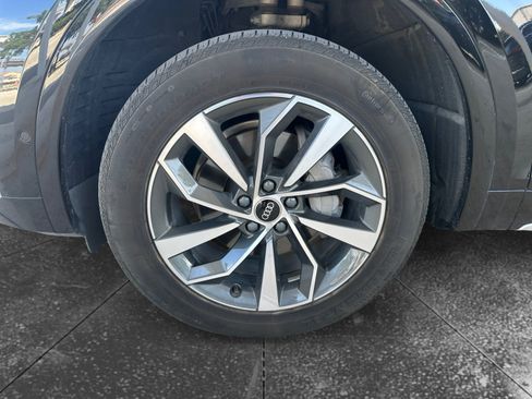 Used 2023 Audi Q5 2.0T Prestige w/ Prestige Package AWD/4WD image 9