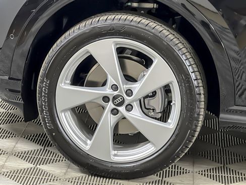 New 2025 Audi Q5 Premium Plus image 24