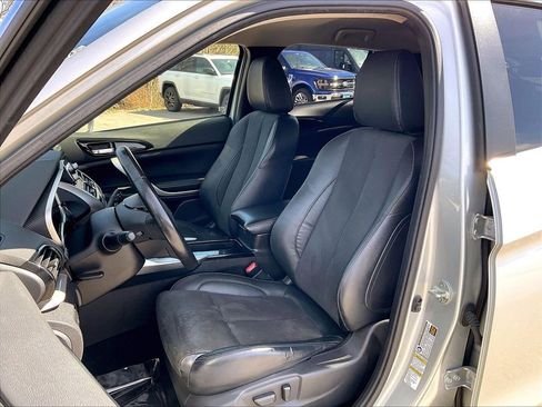 Used 2023 Mitsubishi Eclipse Cross SE AWD/4WD image 9