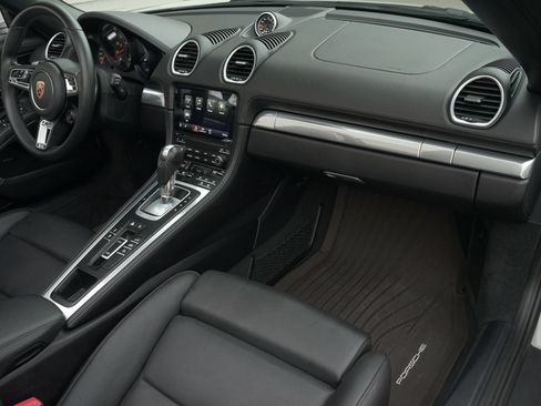 Used 2022 Porsche 718 Boxster GTS RWD image 5