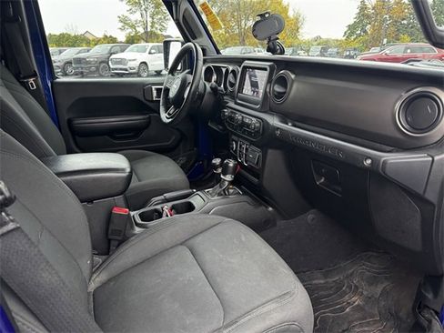 Certified 2018 Jeep Wrangler Unlimited Sport S image 15