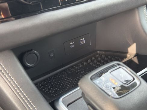 Certified 2023 Nissan Pathfinder Platinum w/ Lighting Package (N93) image 28