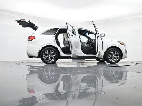 Used 2016 Kia Sorento SX w/ SXL Technology Package AWD/4WD image 54
