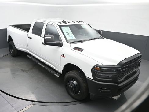 New 2026 RAM 3500 Tradesman AWD/4WD image 57