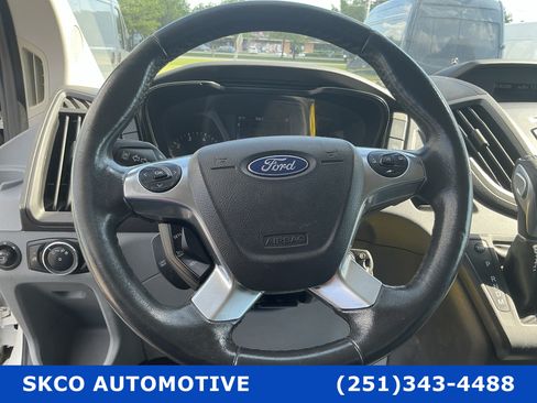 Used 2016 Ford Transit 250 130 Low Roof RWD image 18