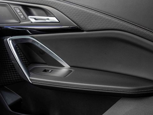 Used 2025 BMW X2 xDrive28i w/ Convenience Package image 16