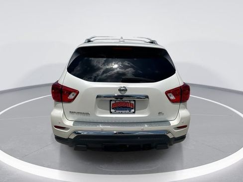 Used 2019 Nissan Pathfinder SL w/ SL Premium Package FWD image 6