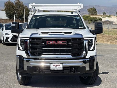 New 2026 GMC Sierra 2500 Pro w/ Convenience Package RWD image 2