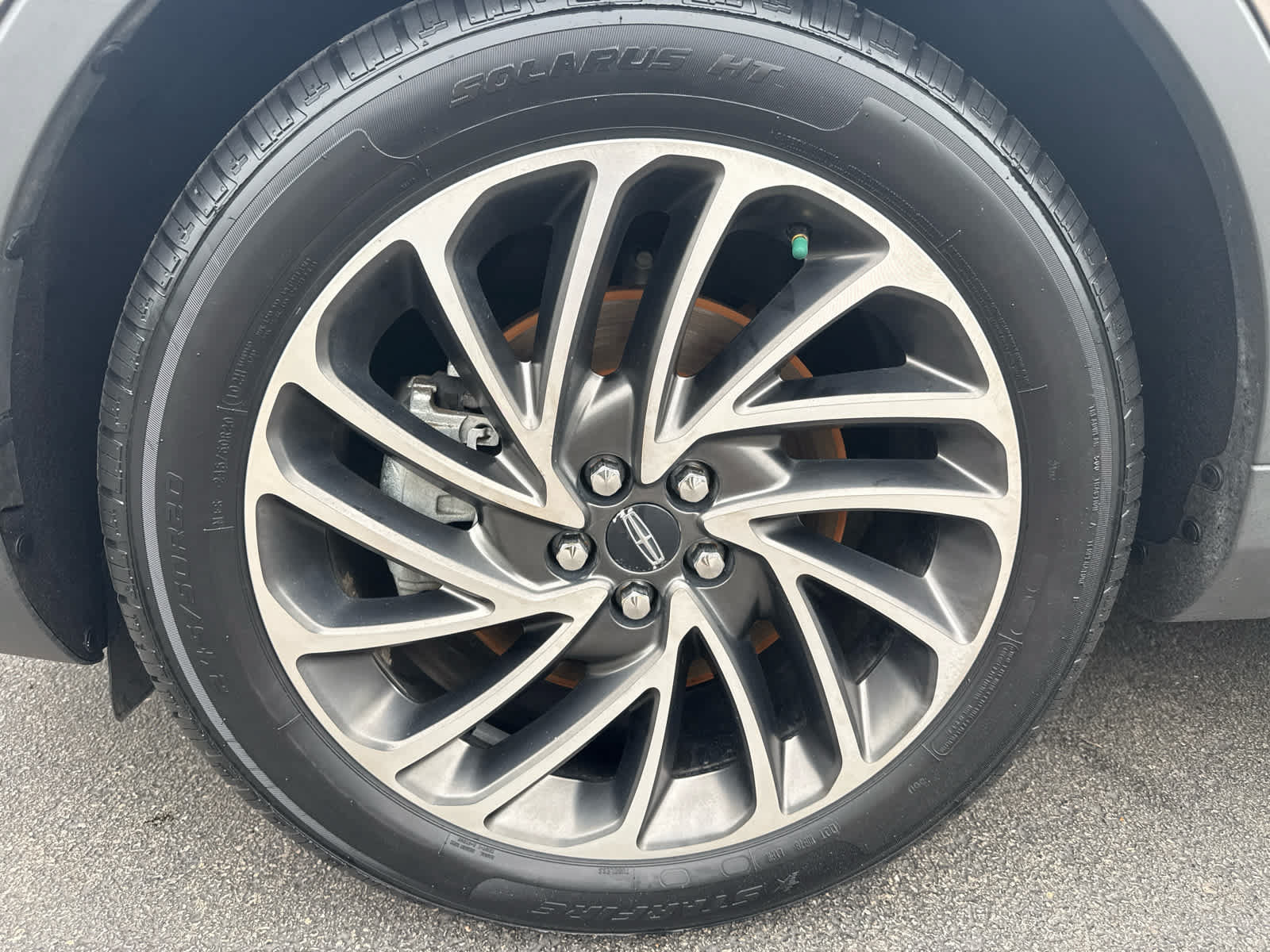 Used 2020 Lincoln Nautilus Reserve AWD/4WD image 9
