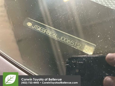 Used 2020 Toyota Corolla LE image 27