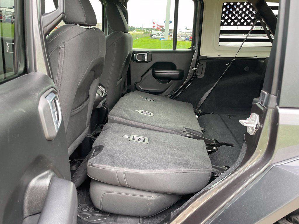 Used 2020 Jeep Wrangler Unlimited Sport AWD/4WD image 37