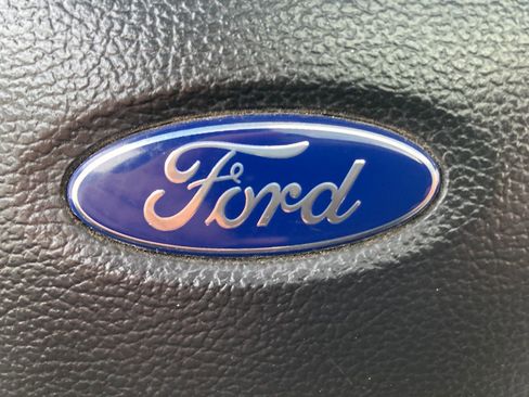 Used 2017 Ford F150 Lariat w/ Equipment Group 502A Luxury image 29