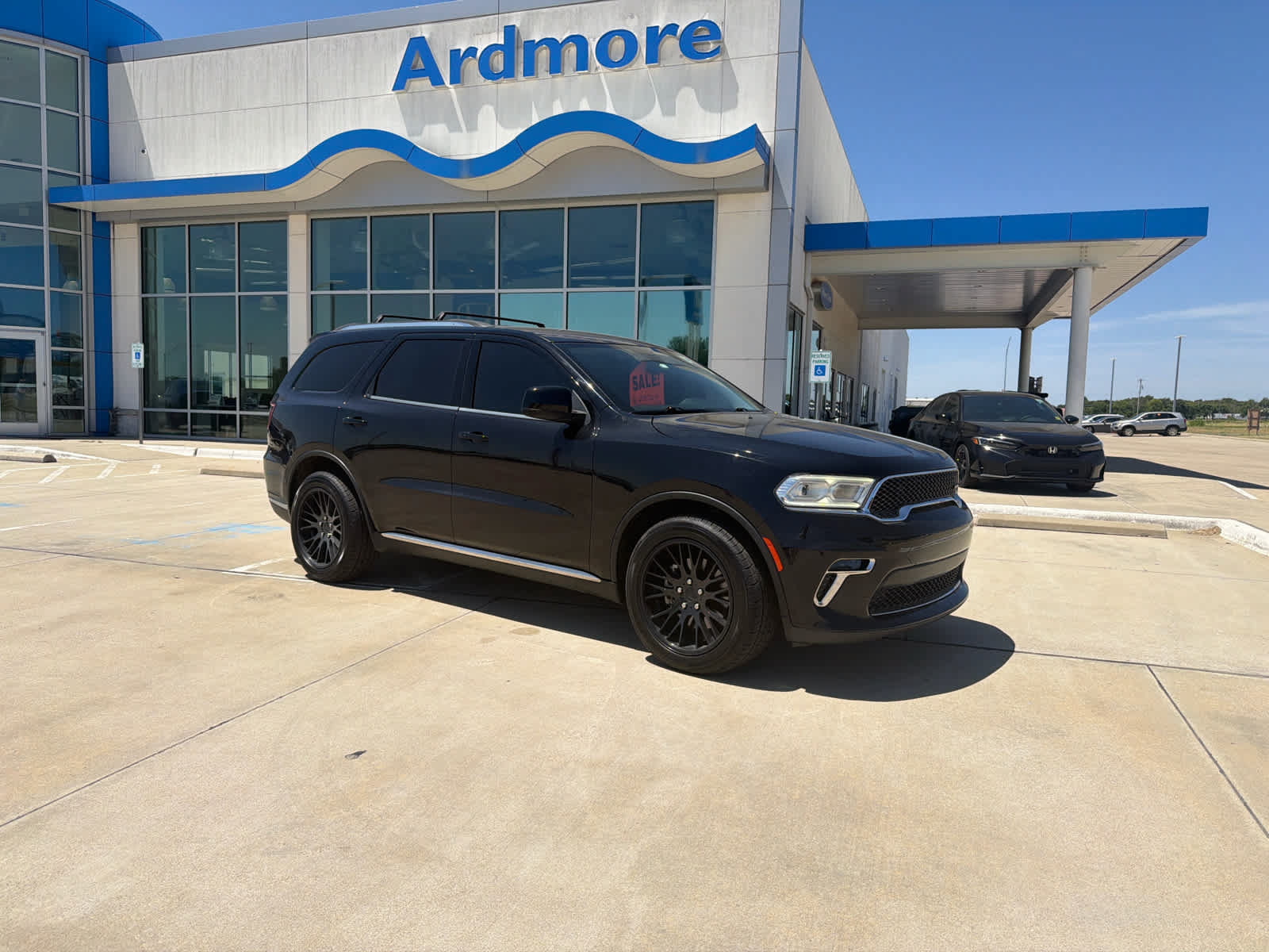Used 2021 Dodge Durango SXT RWD image 1