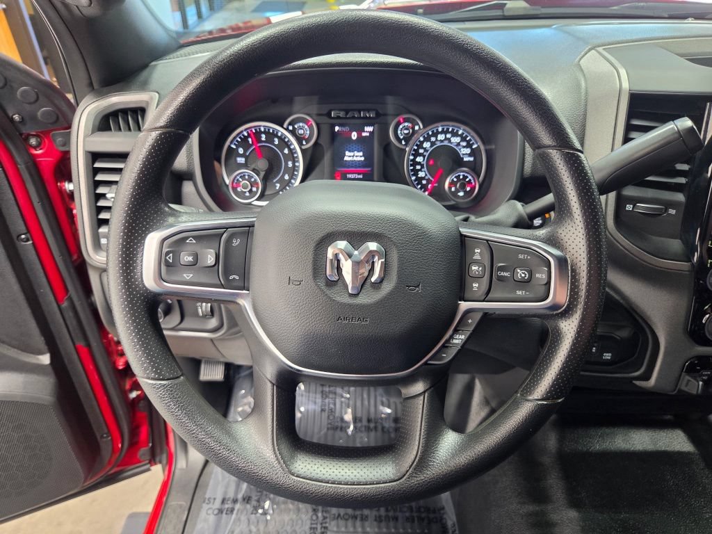 Used 2026 RAM 2500 Tradesman w/ Chrome Appearance Group AWD/4WD image 31