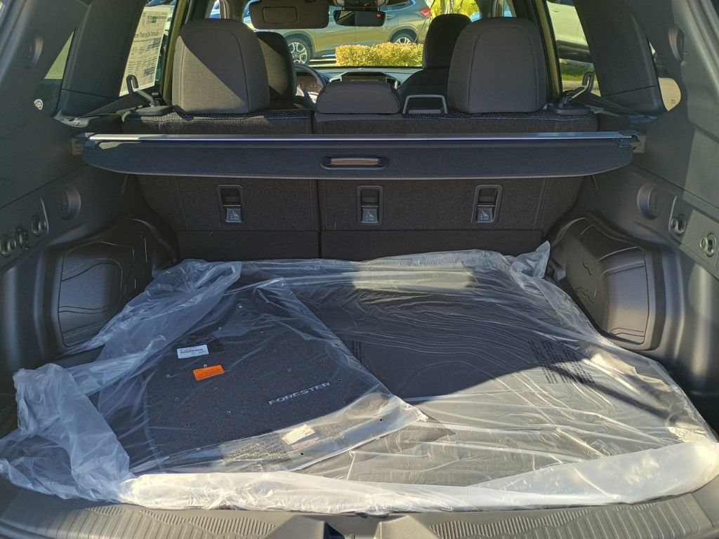 New 2026 Subaru Forester Premium AWD/4WD image 18