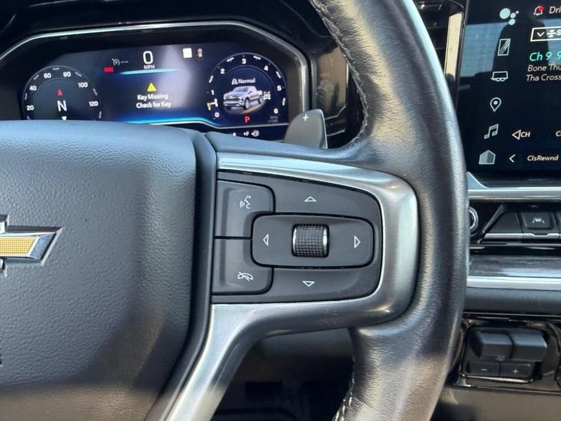 Used 2022 Chevrolet Silverado 1500 LTZ w/ Technology Package AWD/4WD image 12