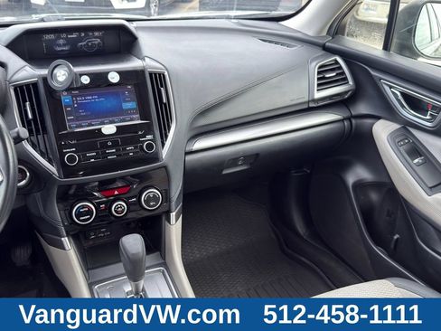 Used 2020 Subaru Forester Premium AWD/4WD image 22