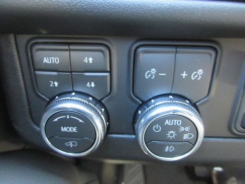 New 2026 GMC Yukon Denali image 17