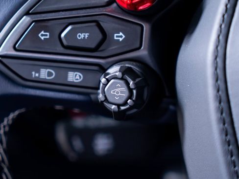 Used 2024 Lamborghini Revuelto image 43